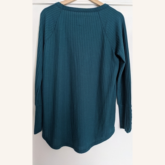 Chaser | Teal waffle-knit top - Picture 4 of 8